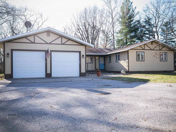 5020 S Woodland Drive E, North Judson, IN 46366