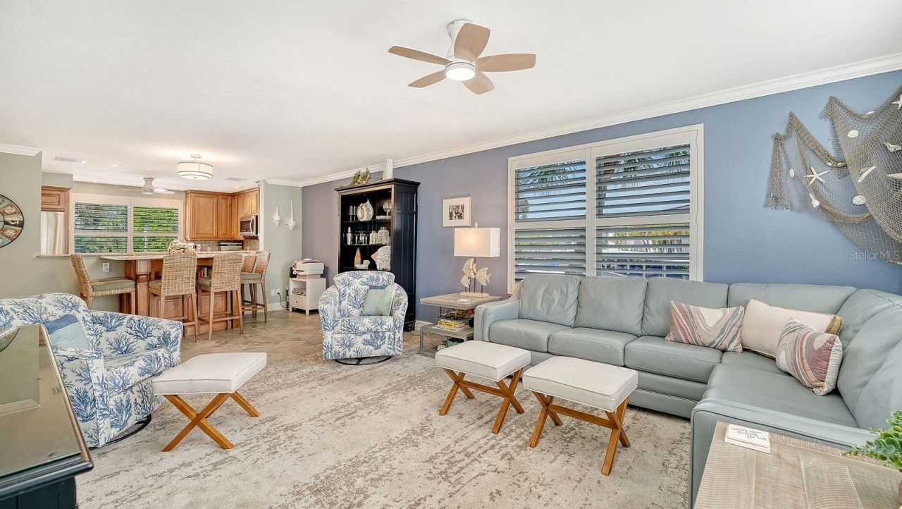 605 Sutton Place, Unit 201, Longboat Key, FL 34228 Photo