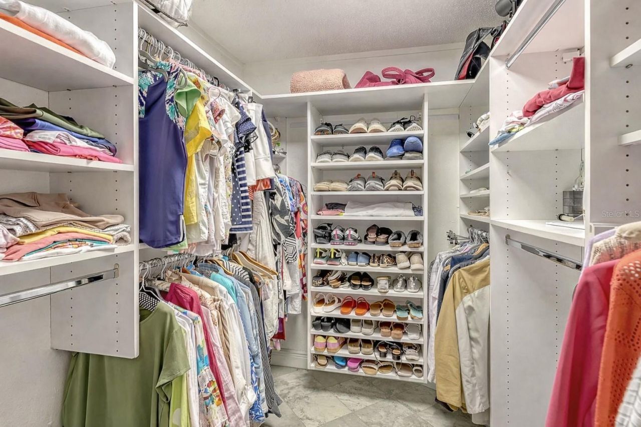 605 Sutton Place, Unit 201, Longboat Key, FL 34228 Photo