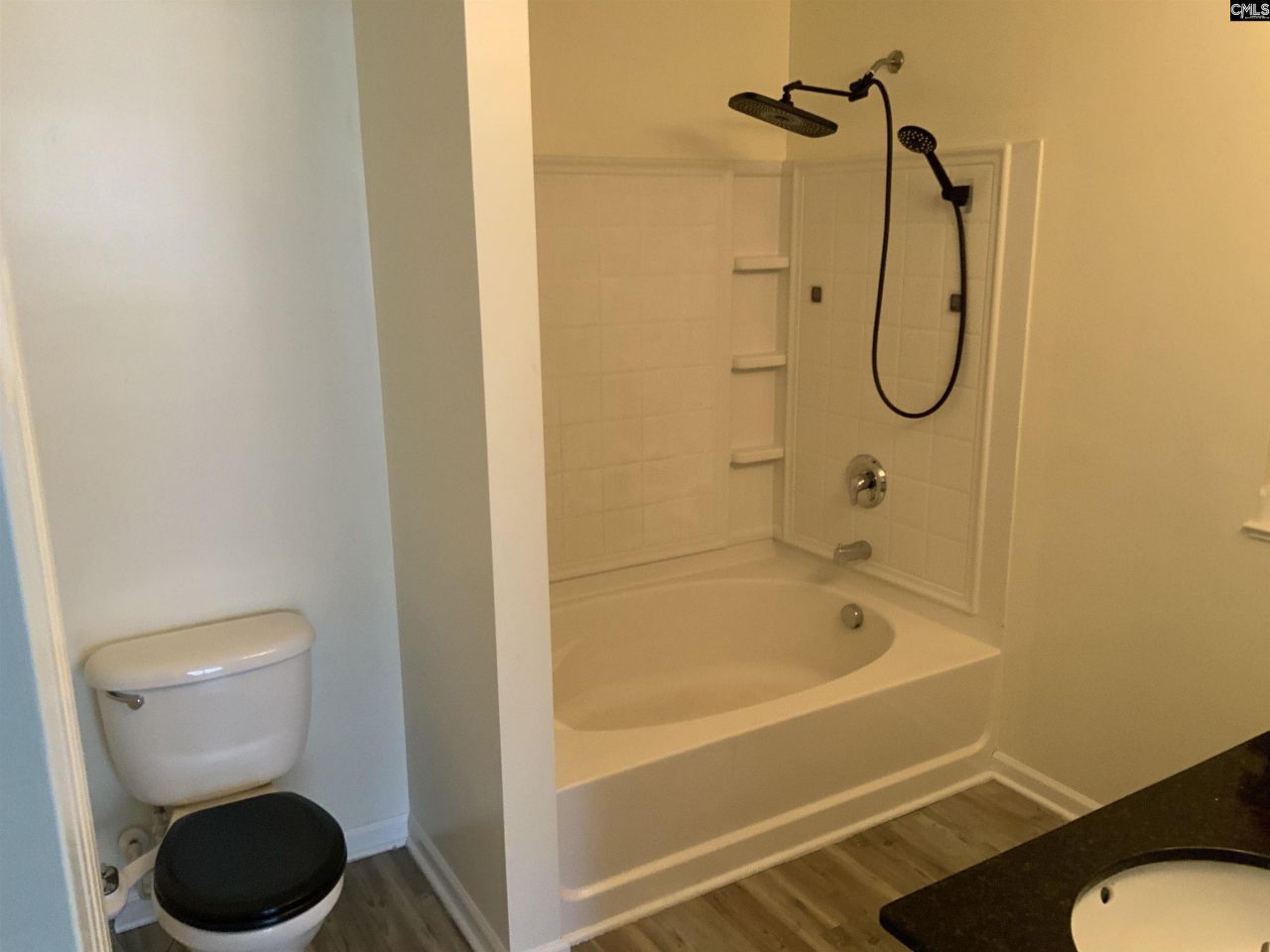 563 Silver Spoon Lane Photo 8