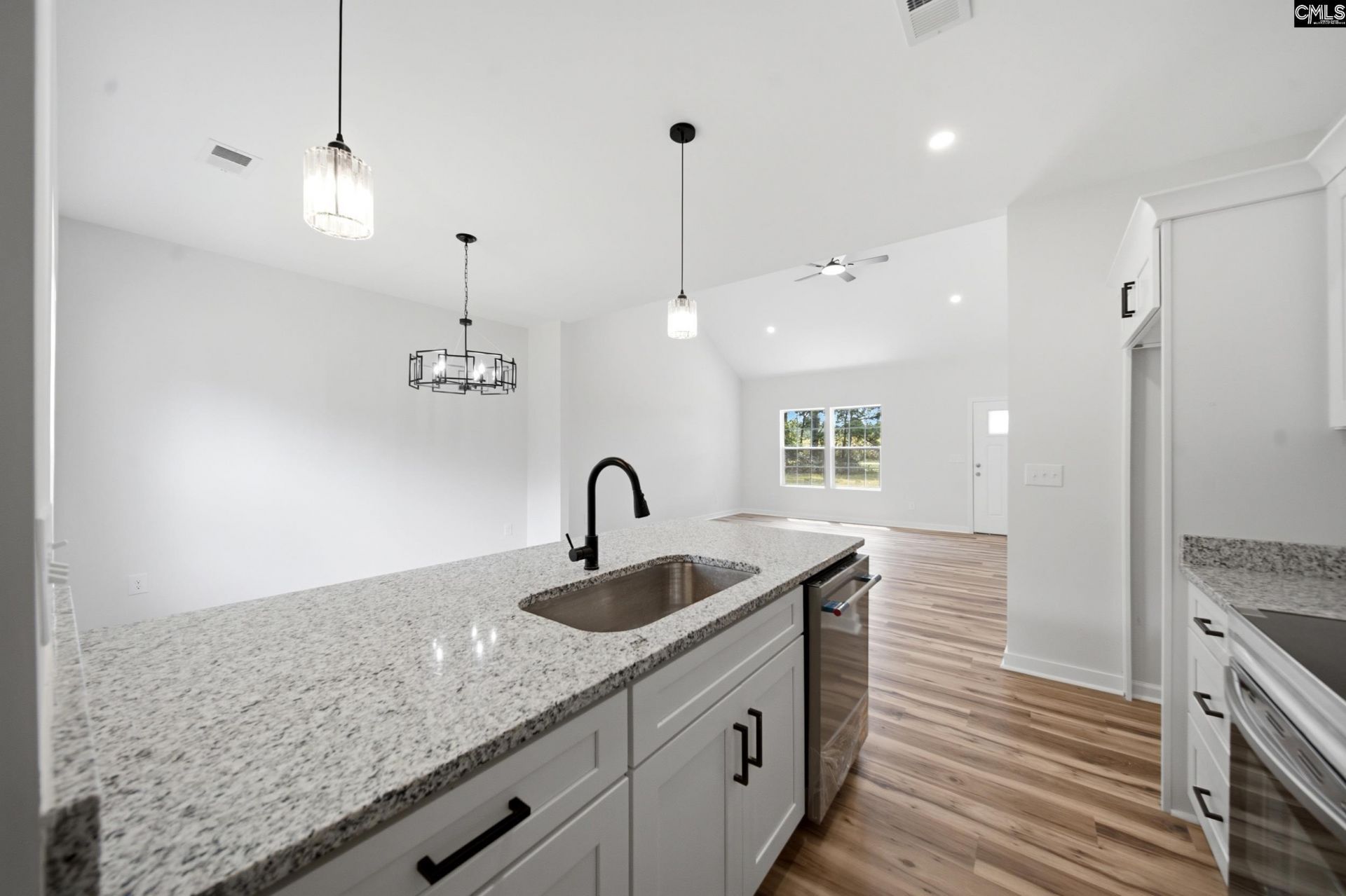 404 Smyrna Road Photo 12