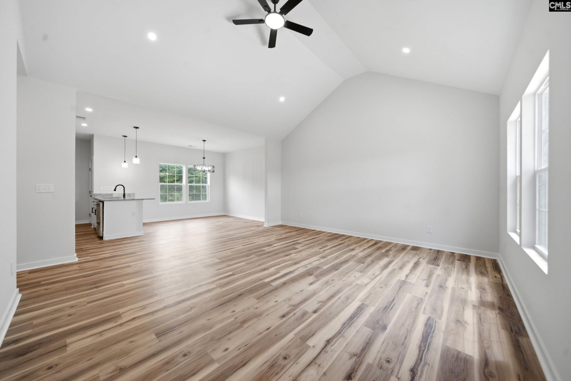 404 Smyrna Road Photo 6