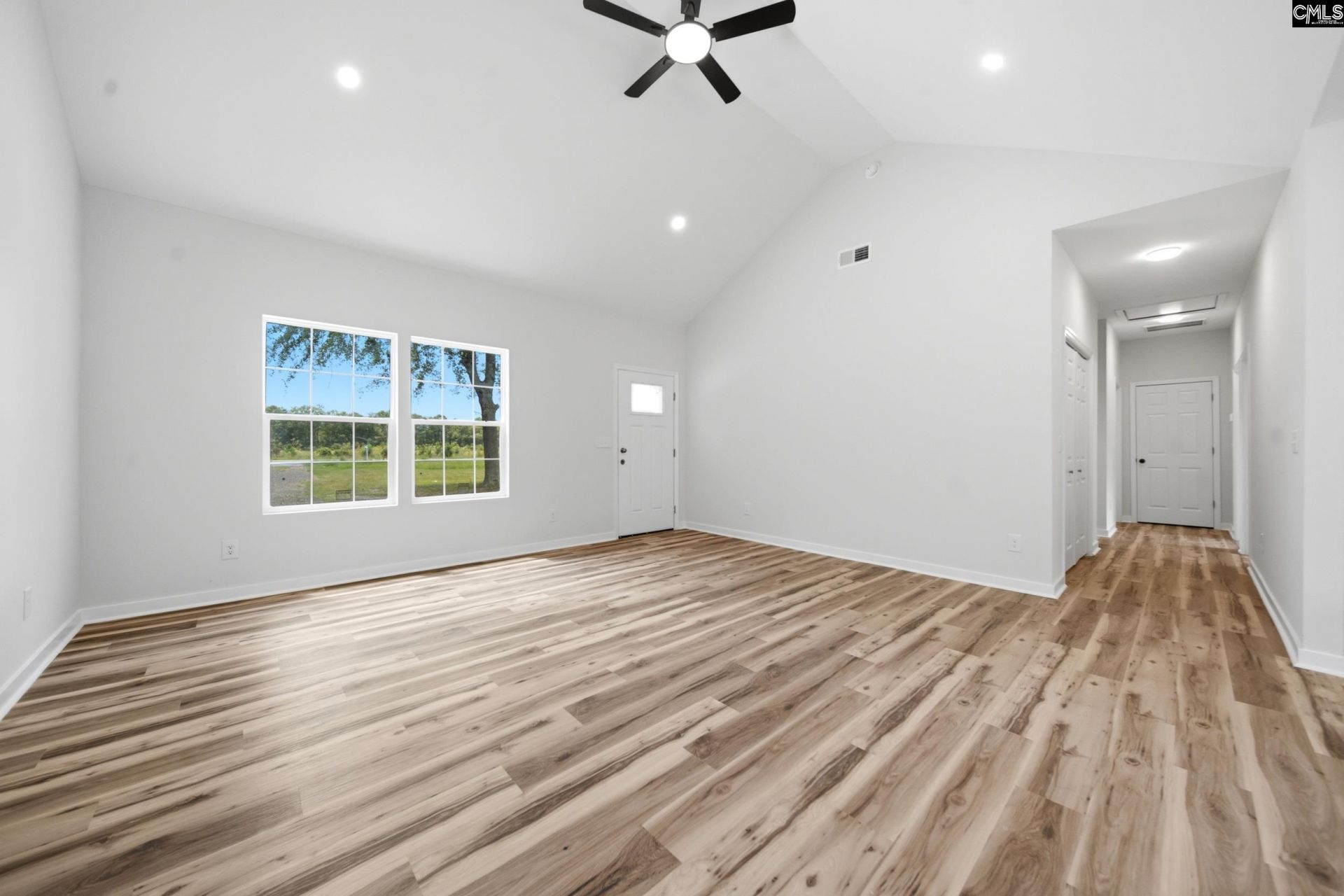 404 Smyrna Road Photo 8