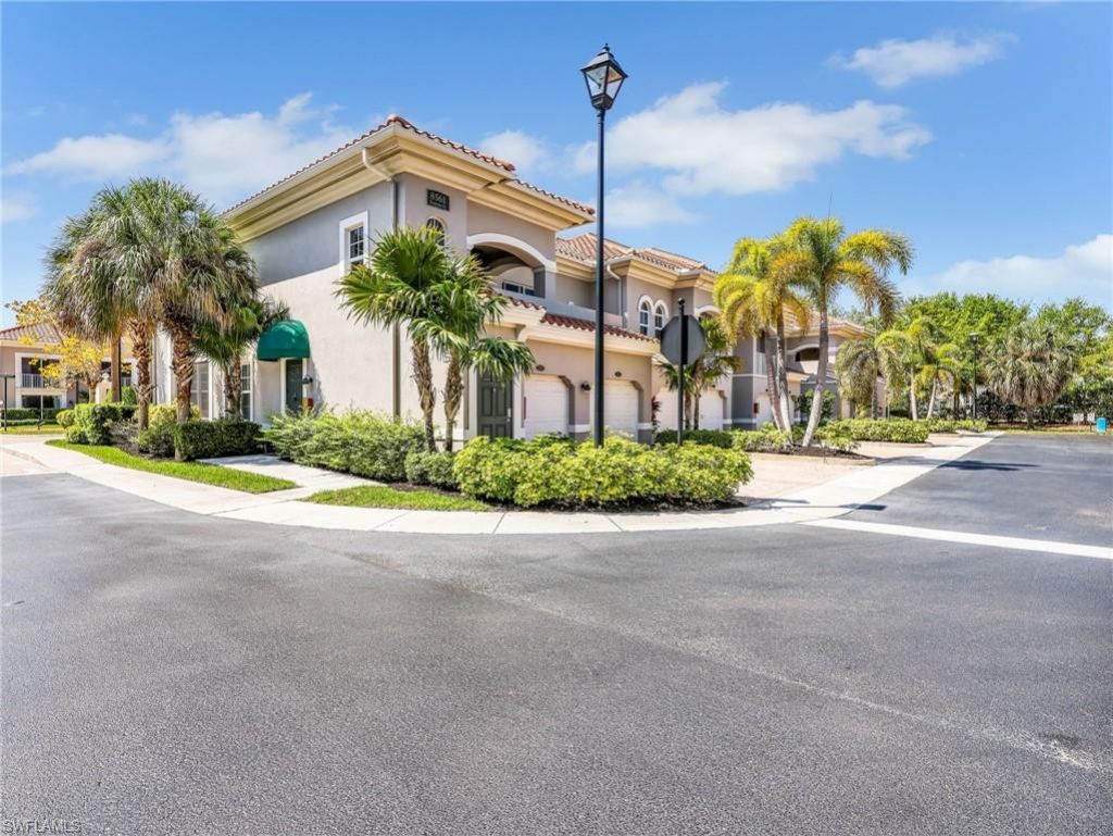 8561 Evernia Ct, Unit 203, Estero, FL 34135 Photo