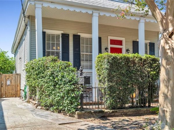 8218 BURTHE Street, New Orleans, LA 70118