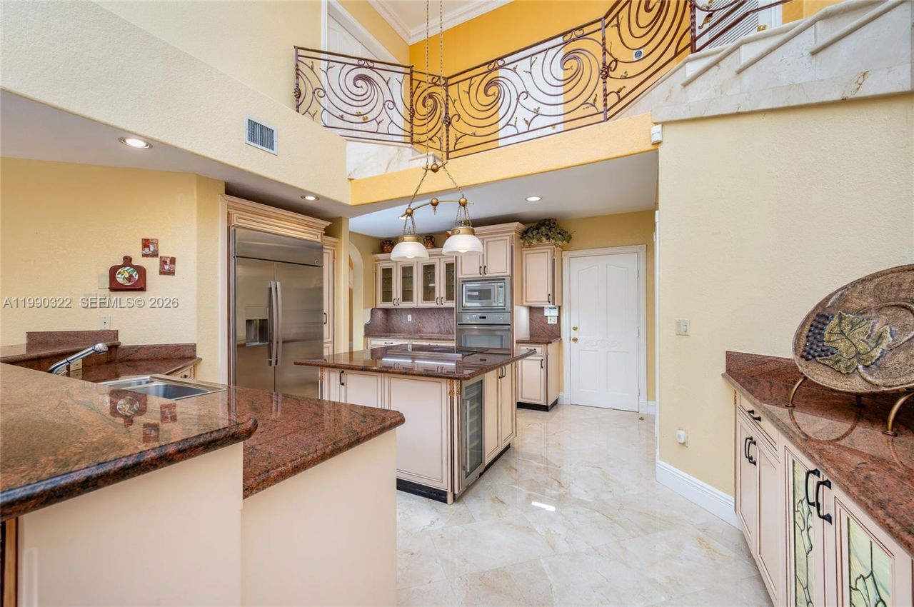 588 Miller Dr, Miami Springs, FL 33166 Photo