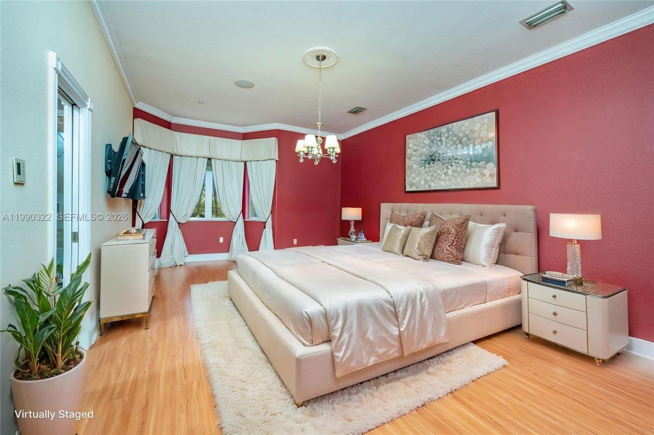 588 Miller Dr, Miami Springs, FL 33166 Photo