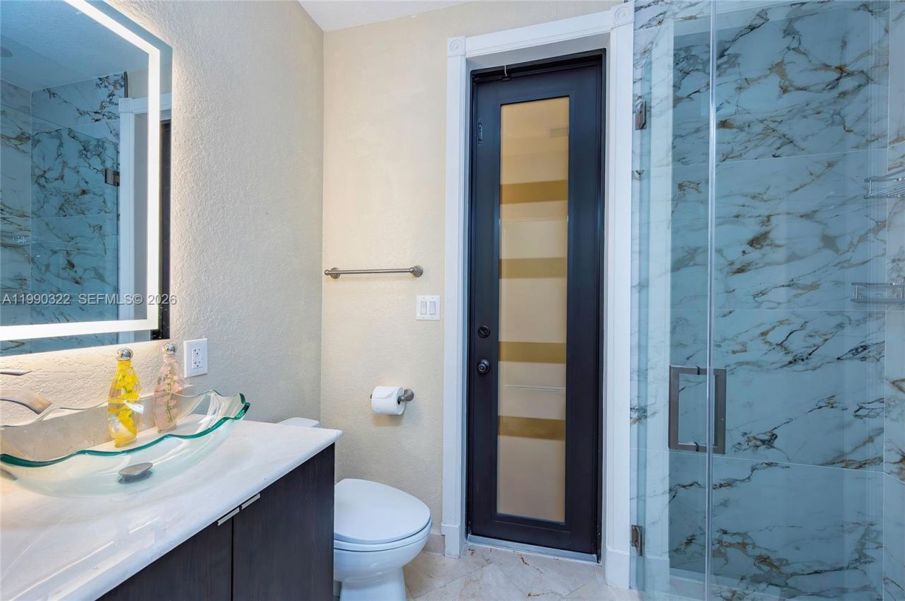 588 Miller Dr , Miami Springs, FL 33166 Photo