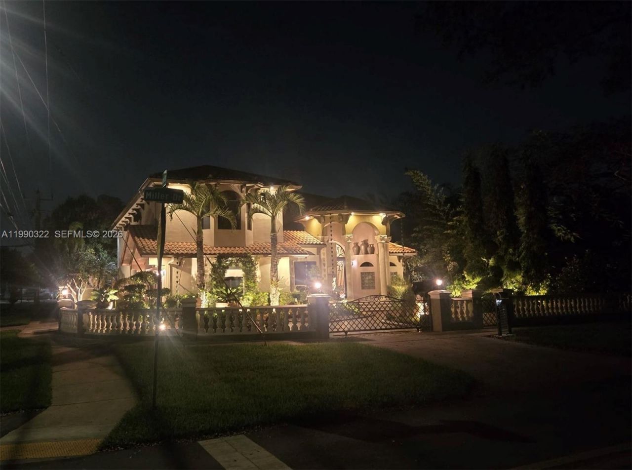 588 Miller Dr , Miami Springs, FL 33166 Photo