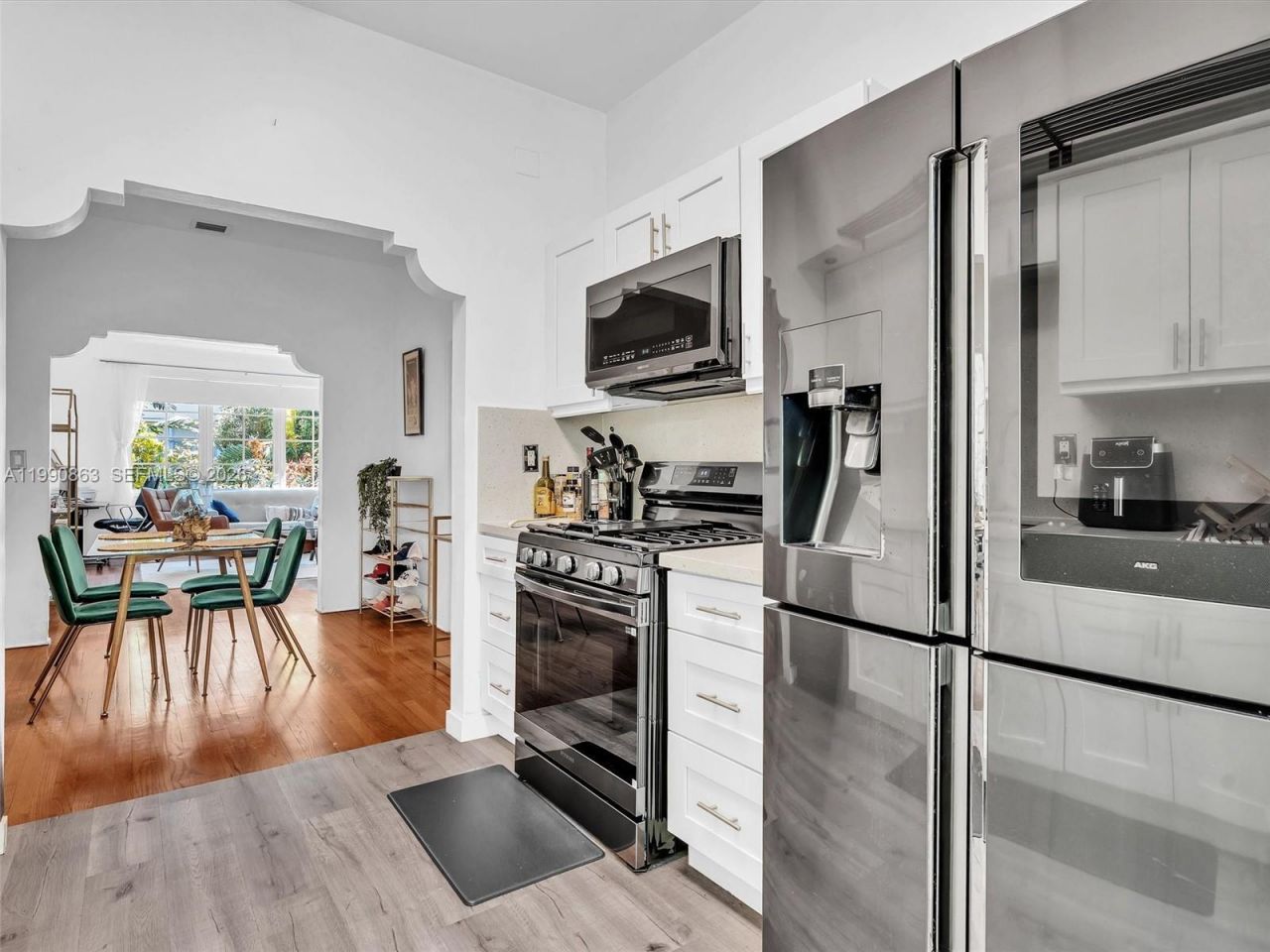 910 Lenox Ave, Unit 2, Miami Beach, FL 33139 Photo