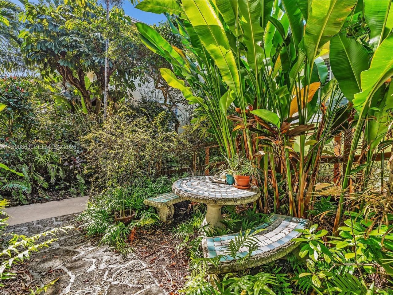 910 Lenox Ave, Unit 2, Miami Beach, FL 33139 Photo