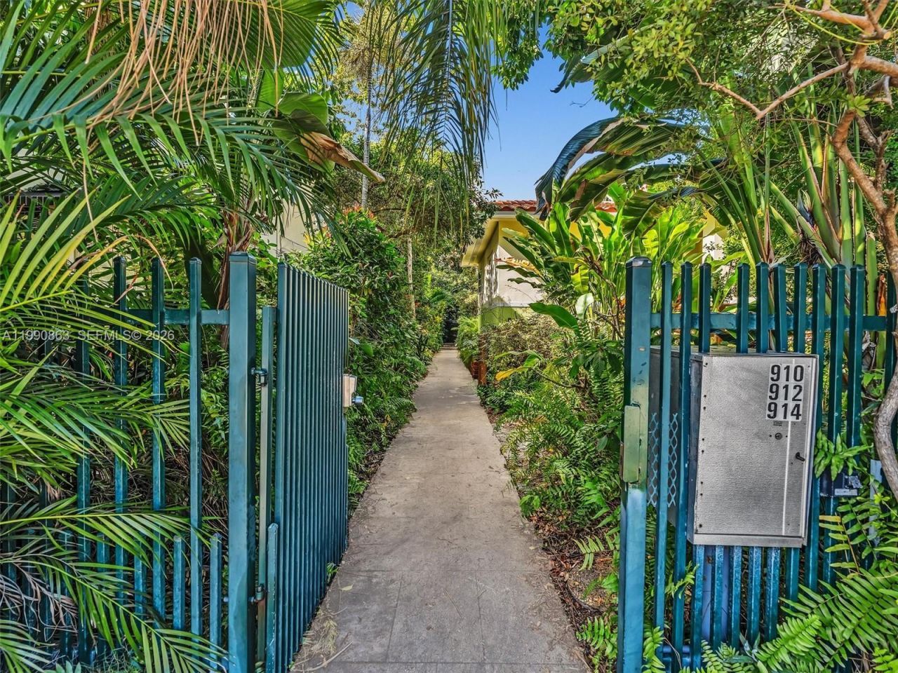 910 Lenox Ave, Unit 2, Miami Beach, FL 33139 Photo