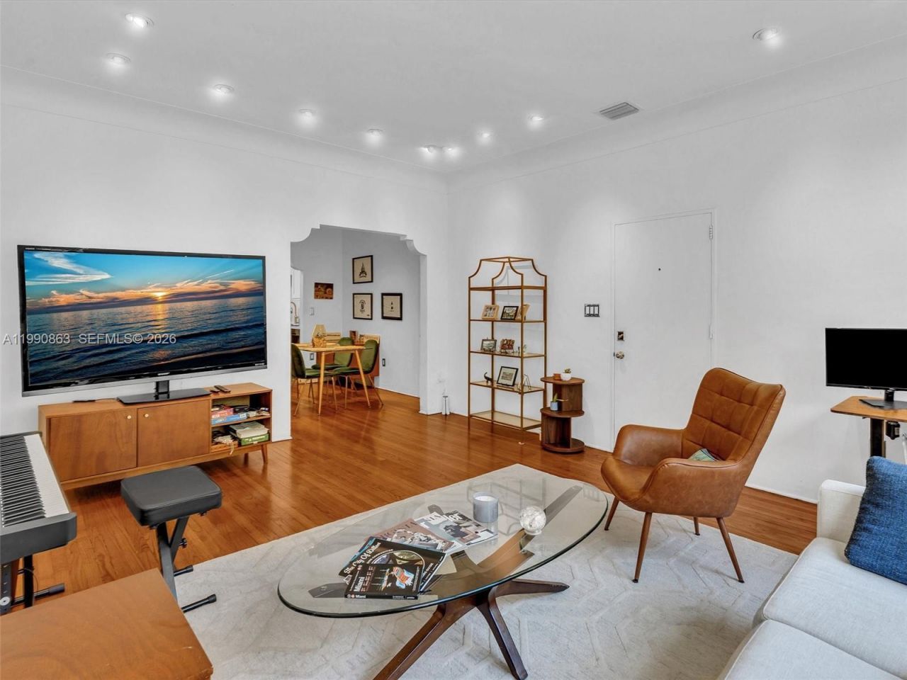 910 Lenox Ave, Unit 2, Miami Beach, FL 33139 Photo