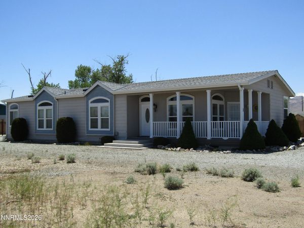 1 Calico Hills Lane, Yerington, NV 89447