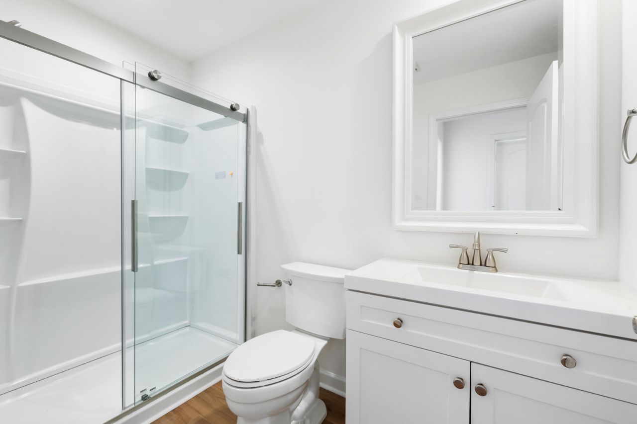 3076 Queensgate Way Photo 23