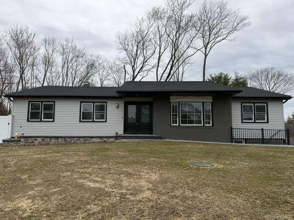 21 Colby Drive , Kings Park, NY 11754