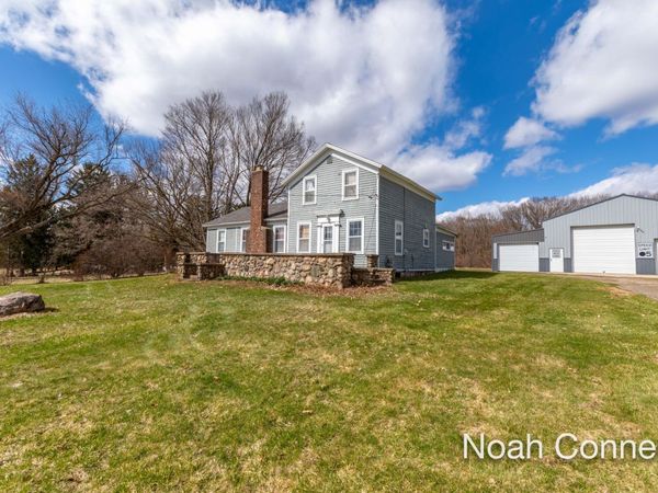 5295 Belding Road NE, Rockford, MI 49341