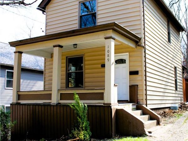 1089 Main Street, Coraopolis, PA 15108