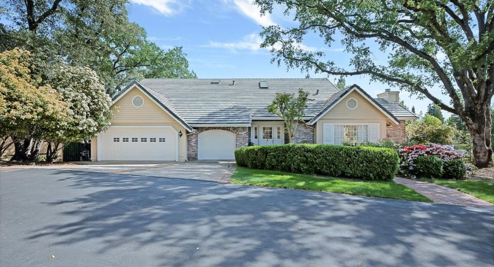 6525 Via Sereno Dr, Sloughhouse, CA 95683 Photo