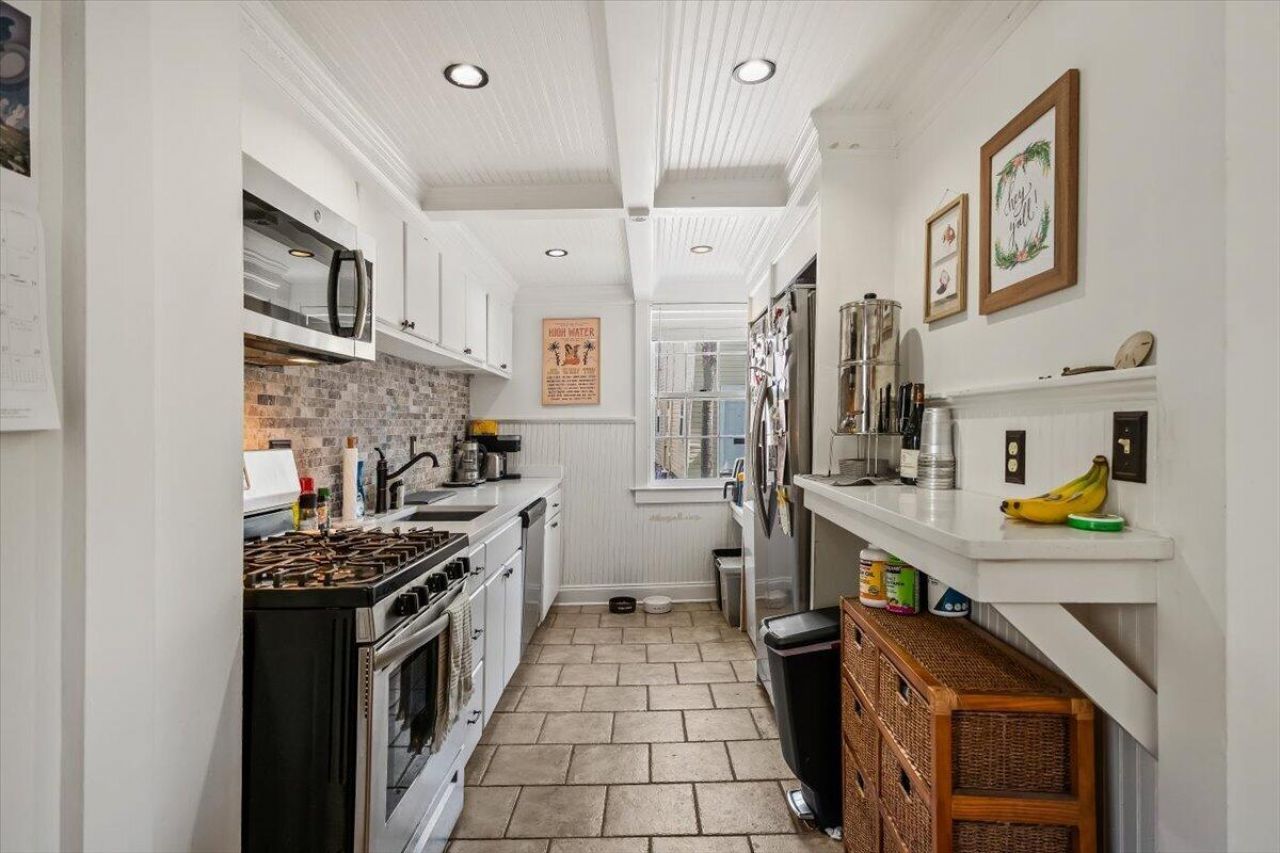 3 1/2 Kracke Street Photo 15