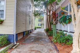 3 1/2 Kracke Street photo 4