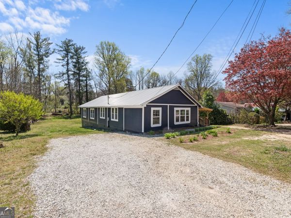 142 Galloway Street, Cornelia, GA 30531