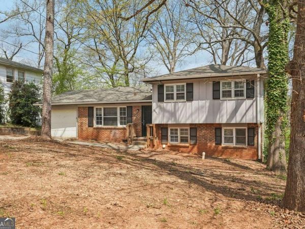 2491 Crestdale Circle SE, Atlanta, GA 30316