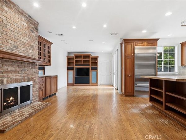 500 3rd, Manhattan Beach, CA 90266