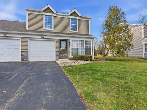 1780 Pebble Beach Circle , Elgin, IL 60123