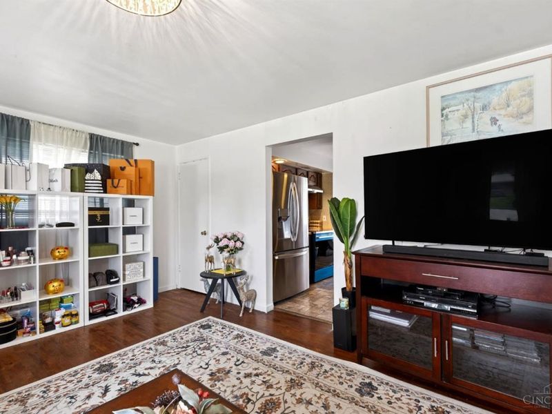 9007 Rolling Lane, Sycamore Township, OH 45236 Photo 12