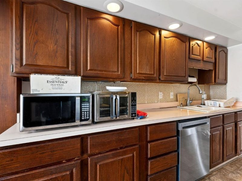 9007 Rolling Lane, Sycamore Township, OH 45236 Photo 17