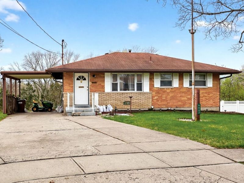 9007 Rolling Lane, Sycamore Township, OH 45236 Photo 3