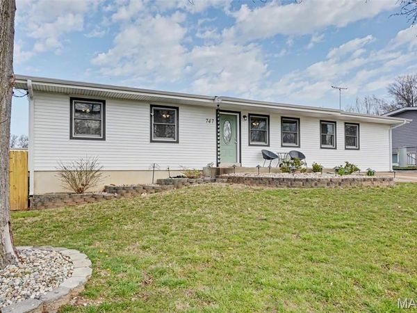 747 Esther Drive, Arnold, MO 63010
