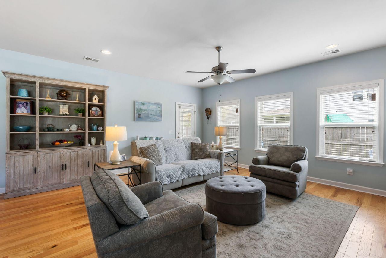 1607 Shady Pine Road Photo 10