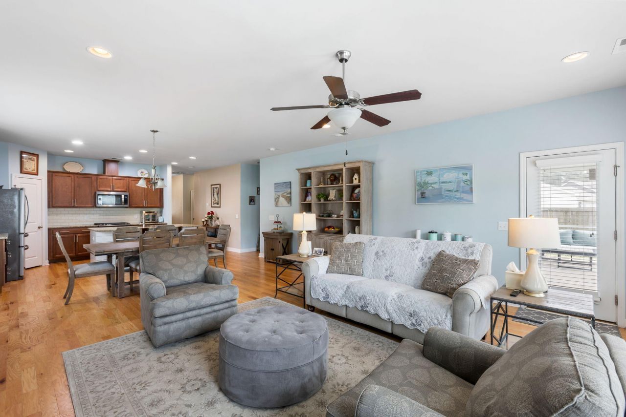 1607 Shady Pine Road Photo 11