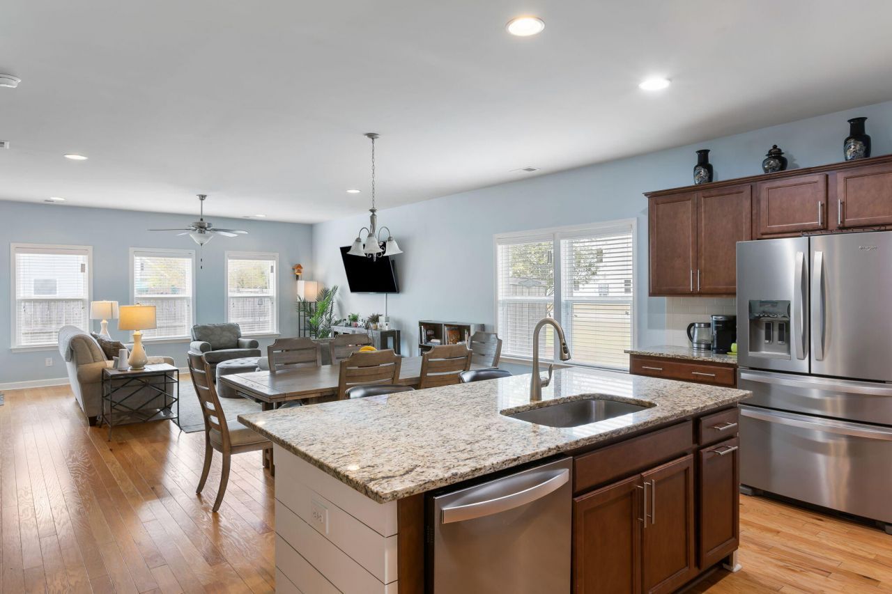 1607 Shady Pine Road Photo 6