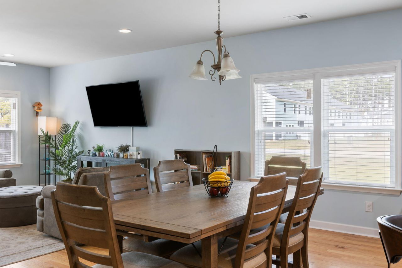 1607 Shady Pine Road Photo 8