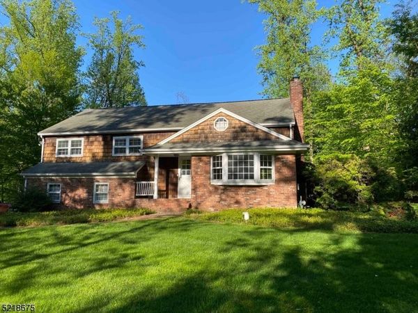 18 Skyline Dr, Warren, NJ 07059