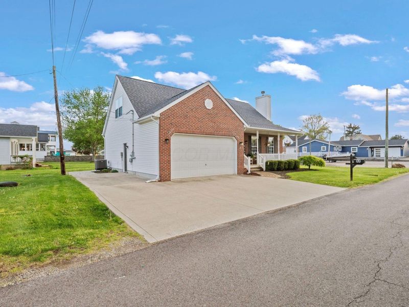 16 Logan Street, Thornville, OH 43076 Photo 3