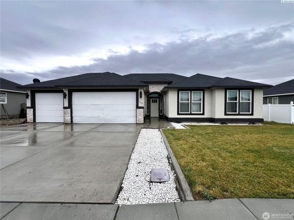 1120 E Mt. Adams St., Othello, WA 99344