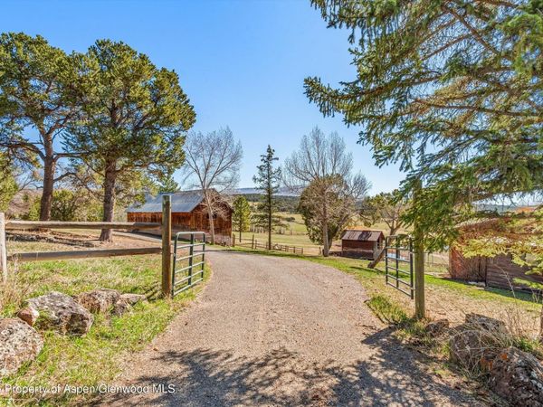 14 Old Orchard Road, Carbondale, CO 81623