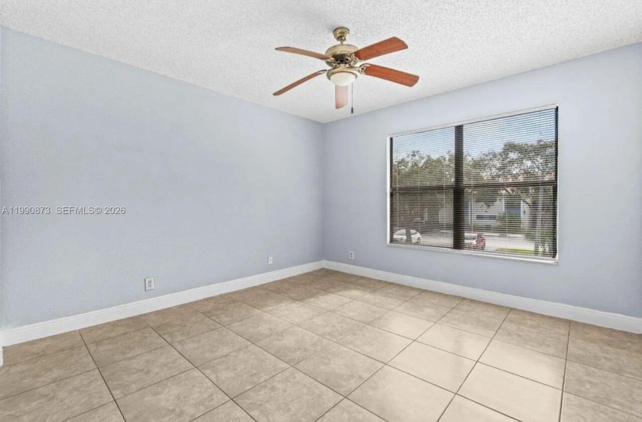 1495 Lake Crystal Dr , Unit H, West Palm Beach, FL 33411 Photo