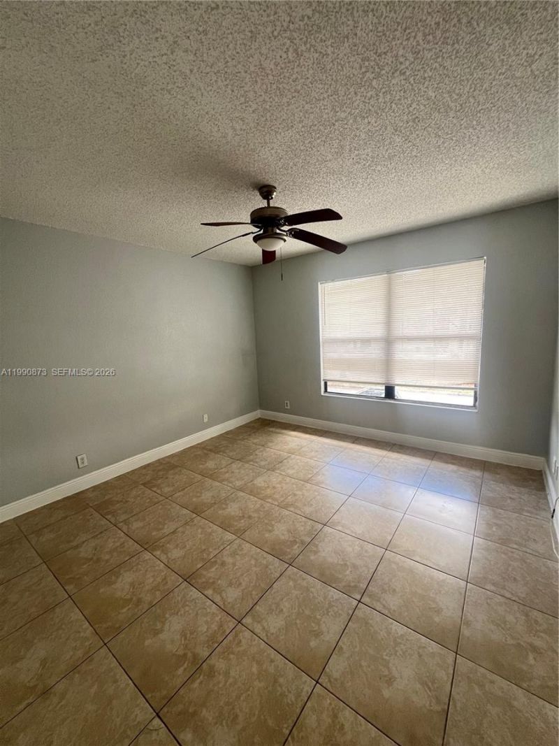 1495 Lake Crystal Dr , Unit H, West Palm Beach, FL 33411 Photo