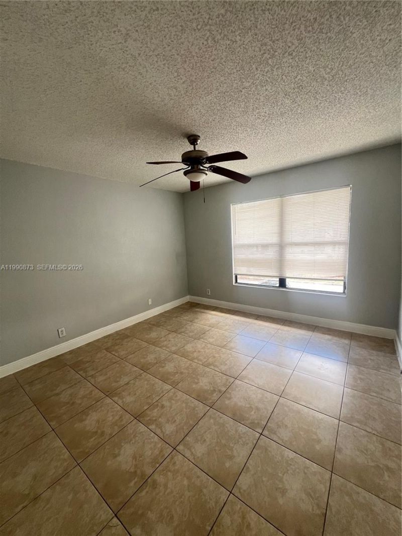 1495 Lake Crystal Dr , Unit H, West Palm Beach, FL 33411 Photo