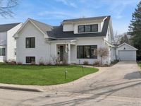 720 Ouilmette Lane, Wilmette, IL 60091 primary photo