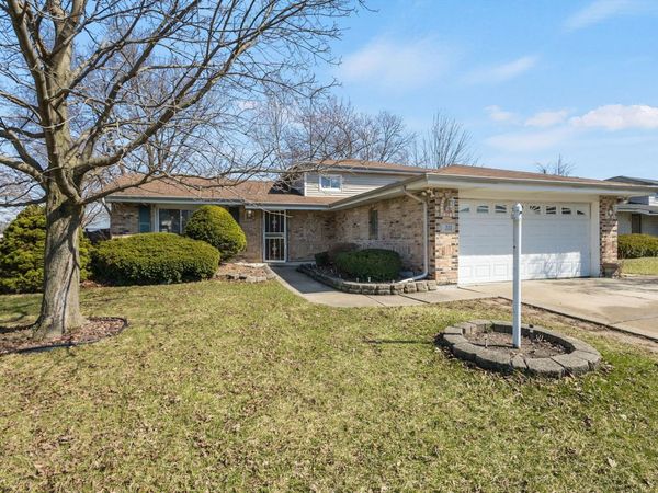 311 S Harper Avenue , Glenwood, IL 60425