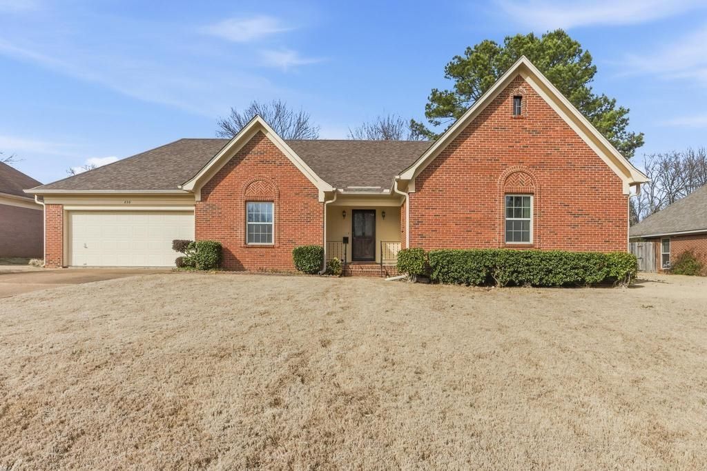 828 Snow Pine Dr, Southaven, MS 38671 Main Photo