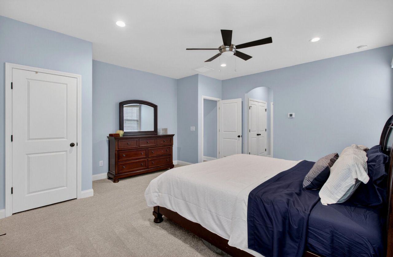 134 Saint Germain Drive Photo 22