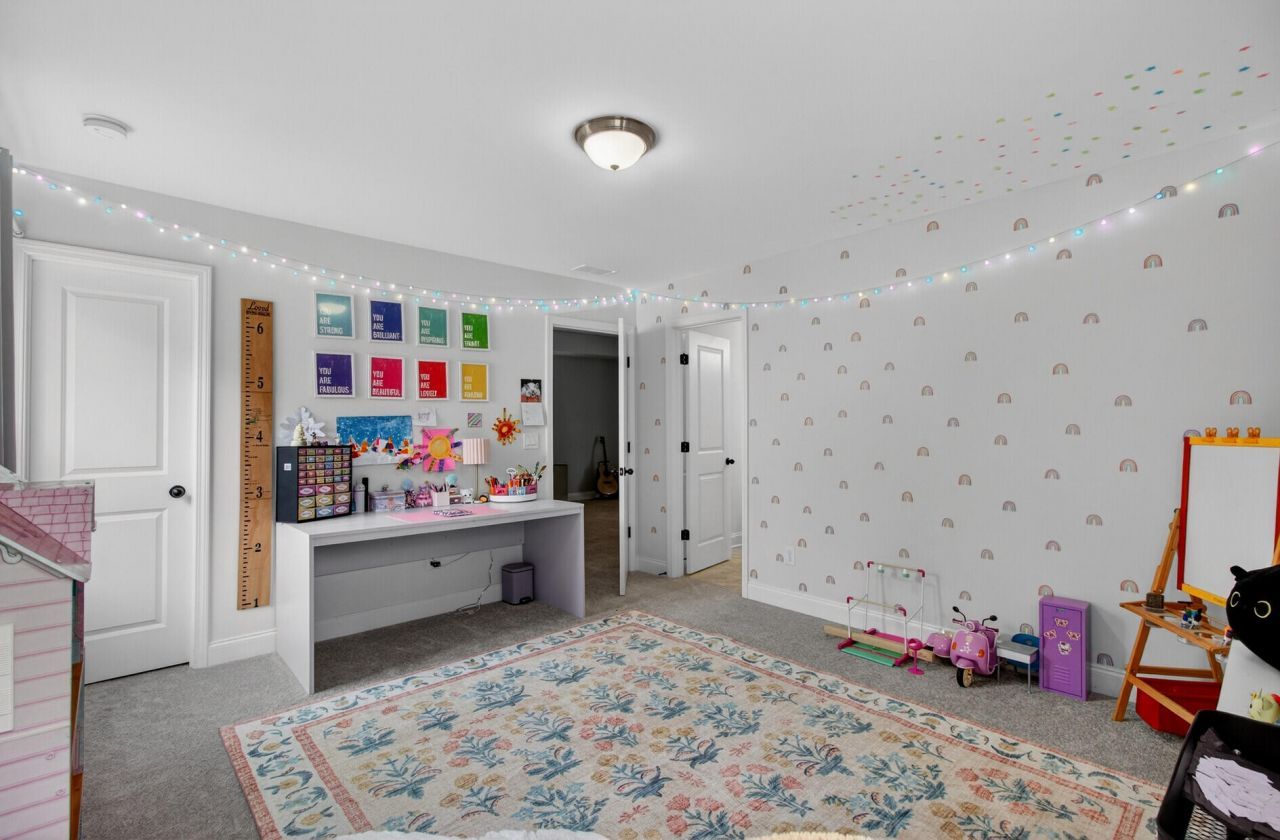 134 Saint Germain Drive Photo 40