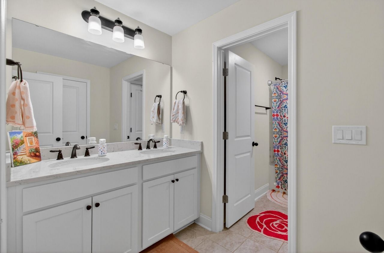 134 Saint Germain Drive Photo 42